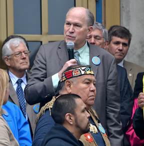 Governor Walker addresses Medicaid expansion advocates at a rally last week.
