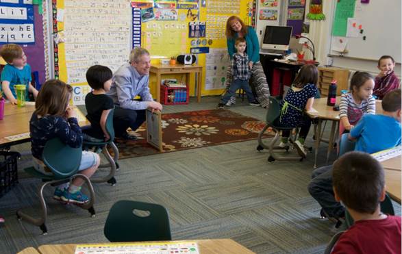 Rep. Claman visits Gladys Wood Elementary.