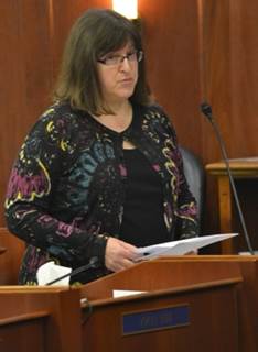 Speaking on the house floor.