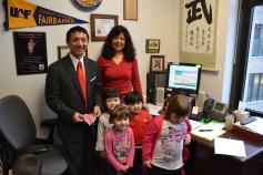 Representative Kawasaki meeting with young students ready to learn