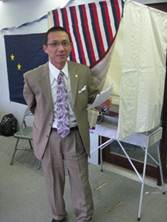 Rep. Scott Kawasaki at an election booth